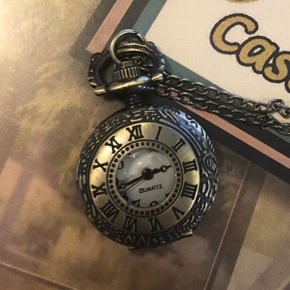 Meet your Posher, Stephanie - Picture 1 of 1